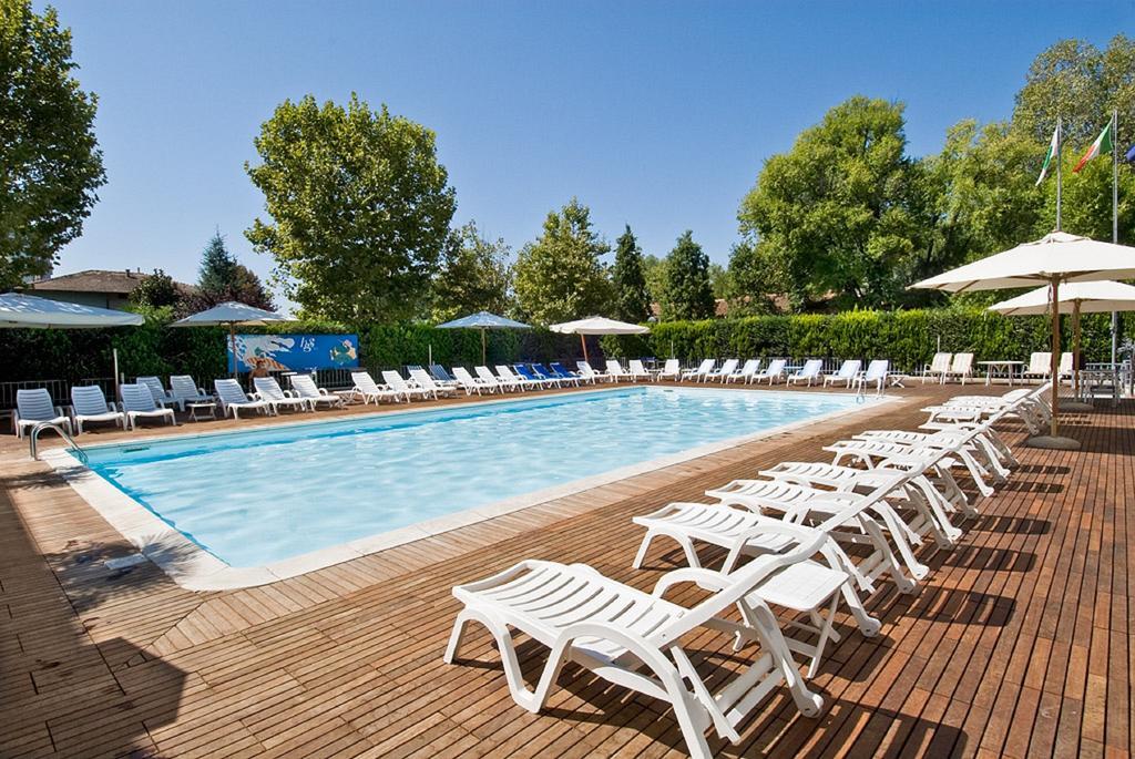 Hotel St. Moritz Bellaria-Igea Marina Bagian luar foto